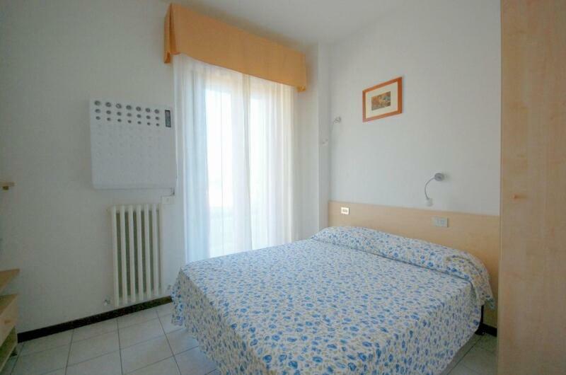 Il Lauro Aparthotel Сан Бенедето дел Тронто Екстериор снимка