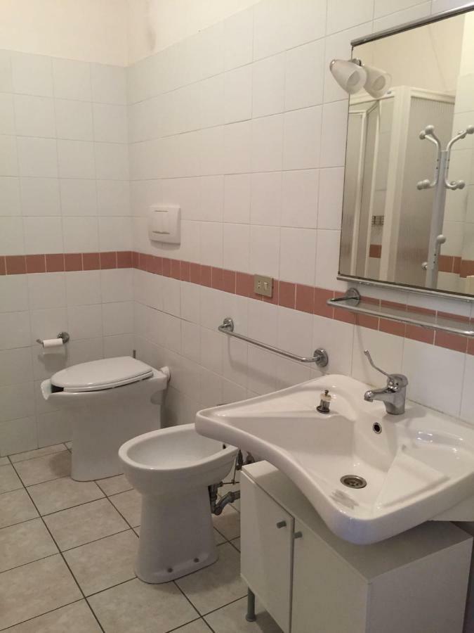 Il Lauro Aparthotel Сан Бенедето дел Тронто Екстериор снимка